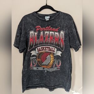 Vintage Portland Blazers Graphic T-Shirt